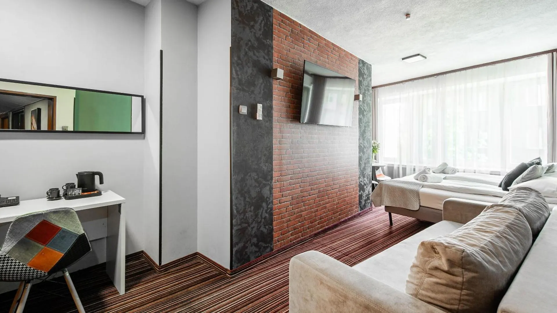 Hotel Delta Krakov